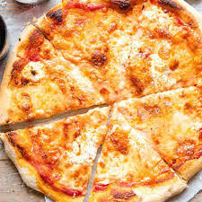 Dört Peynirli Pizza